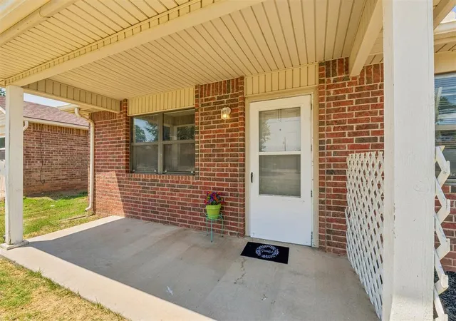 4th image of 309 W Garrett St, Anadarko, OK 73005 | MLS# 1242754