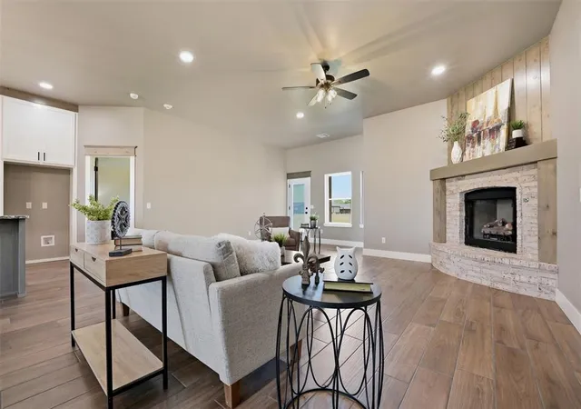 5th image of 1109 Bridgeview Ln, Tuttle, OK 73089 | MLS# 1242758