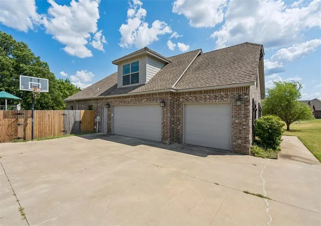 5th image of 286 Mounds Rd, Harrah, OK 73045 | MLS# 1242759