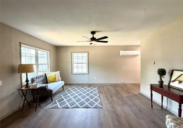 Photo 3 of Single family home for sale at 603 NW Pontotoc St, Minco, OK 73059 | MLS# 1242760 | Listing updated on 2026-08-12