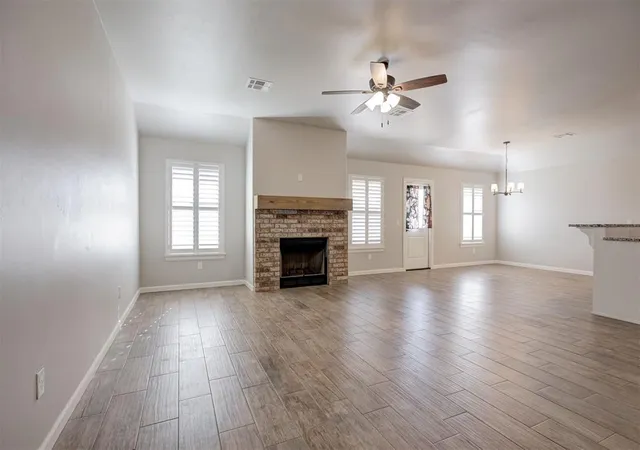 Photo 4 of Sale Pending at 9714 Country Side Ln, Guthrie, OK 73044 | MLS# 1242770 | Listing updated on 2026-09-22