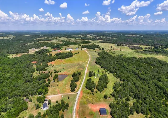 1st image of 1415 Hawkstone Rd, Meridian, OK 73058 | MLS# 1242790