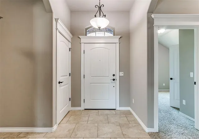 Photo 3 of Single family home for sale at 425 SW 170th Terrace, Oklahoma City, OK 73170 | MLS# 1242829 | Listing updated on 2026-09-17