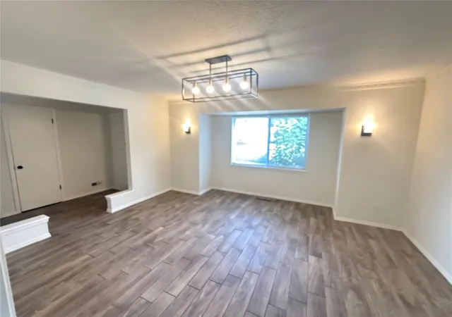 Photo 4 of Sale Pending at 6908 Talbot Ct, Oklahoma City, OK 73162 | MLS# 1242833 | Listing updated on 2026-08-25
