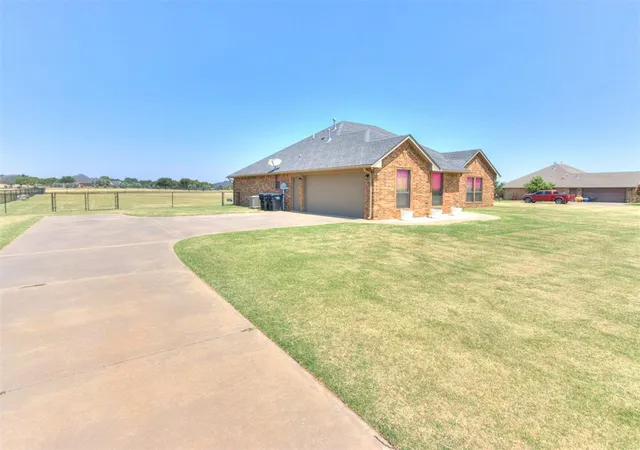 2nd image of 2282 County Road 1311, Blanchard, OK 73010 | MLS# 1242836