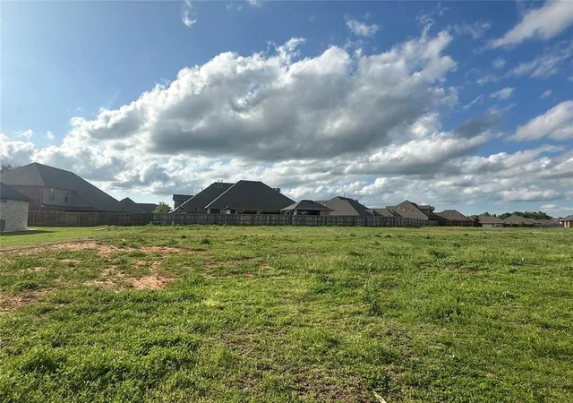 2nd image of 2341 W Sunset Dr, Mustang, OK 73064 | MLS# 1242839