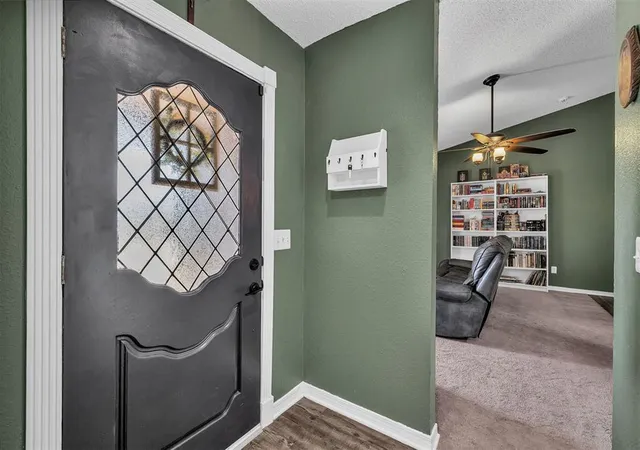 2nd image of 6421 Lyrewood Ter, Oklahoma City, OK 73132 | MLS# 1242847