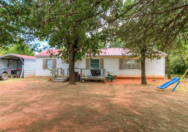 1st image of 990936 S Candlewood Ln, Wellston, OK 74881 | MLS# 1242853