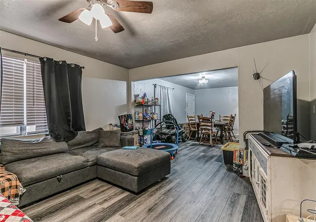Photo 3 of Single family home for sale at 990936 S Candlewood Ln, Wellston, OK 74881 | MLS# 1242853 | Listing updated on 2026-08-28