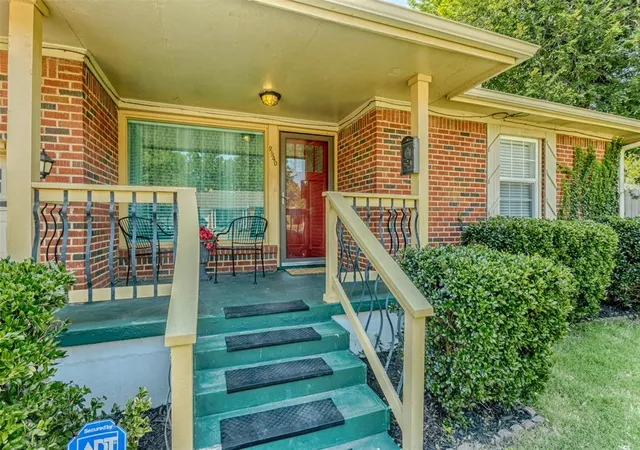 Photo 2 of Sale Pending at 2940 Nw 35th Street, Oklahoma City, OK 73112 | MLS# 1242854 | Listing updated on 2026-09-01