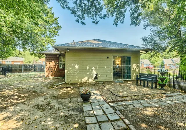 Photo 4 of Sale Pending at 2940 NW 35th Street, Oklahoma City, OK 73112 | MLS# 1242854 | Listing updated on 2026-09-01