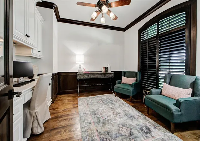 Photo 4 of Sale Pending at 6716 Oak View Rd, Edmond, OK 73025 | MLS# 1242857 | Listing updated on 2026-08-07