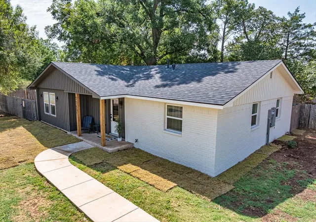 36th image of 1117 Vermont Ave, Chickasha, OK 73018 | MLS# 1242860