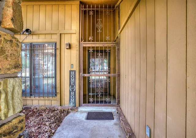 Photo 3 of Single family home for sale at 1758 W Young St, Tulsa, OK 74127 | MLS# 1242873 | Listing updated on 2026-09-12