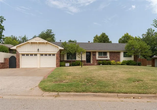 Photo 1 of Sale Pending at 2621 Lancaster Ln, Oklahoma City, OK 73116 | MLS# 1242890 | Listing updated on 2026-08-12