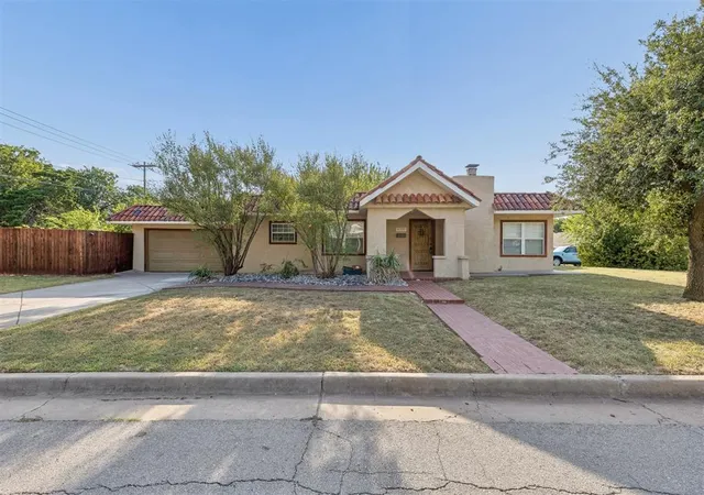 Photo 3 of Sale Pending at 8000 N Military Ave, Oklahoma City, OK 73114 | MLS# 1242891 | Listing updated on 2026-09-03