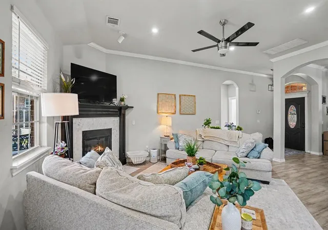 Photo 4 of Sale Pending at 3109 Loren Ave, Moore, OK 73160 | MLS# 1242893 | Listing updated on 2026-08-19