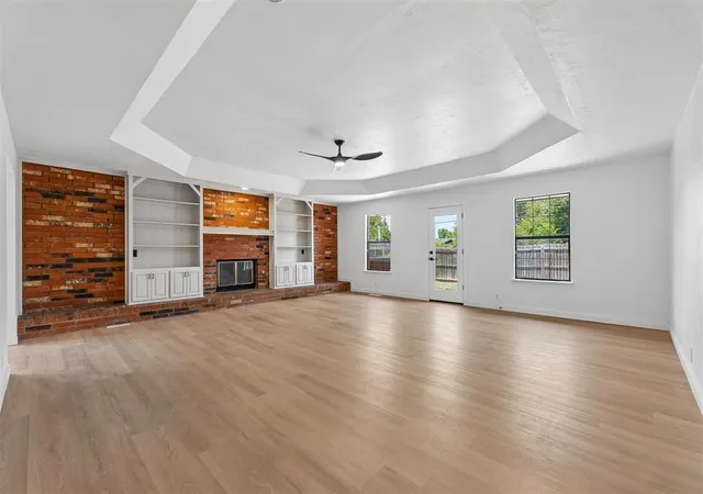 Photo 4 of Single family home for sale at 1617 Shadow Ct, Edmond, OK 73013 | MLS# 1242897 | Listing updated on 2026-10-19