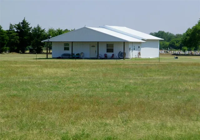 Photo 1 of Single family home for sale at 50662 E County Rd 1510, Stratford, OK 74872 | MLS# 1242898 | Listing updated on 2026-08-15