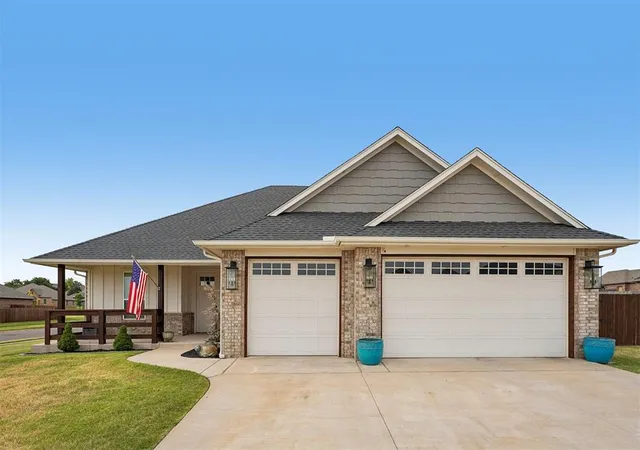 1st image of 414 Megan Ln, Blanchard, OK 73010 | MLS# 1242900