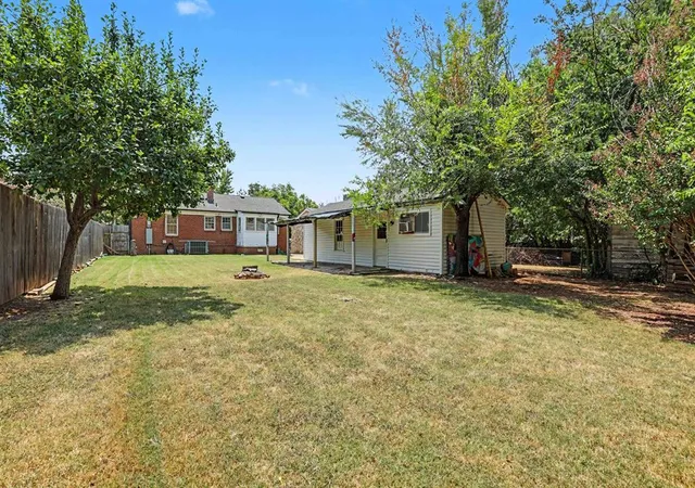 19th image of 2633 Nw 33rd St, Oklahoma City, OK 73112 | MLS# 1242901