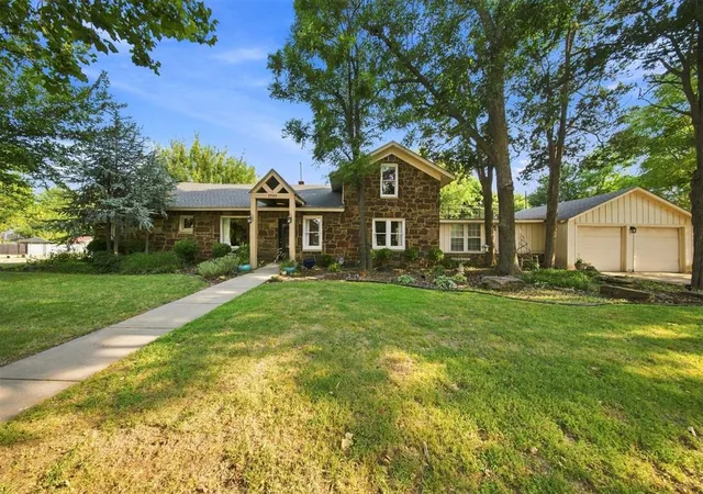 Photo 2 of Single family home for sale at 2700 Nw 14th Street, Oklahoma City, OK 73107 | MLS# 1242904 | Listing updated on 2026-08-26