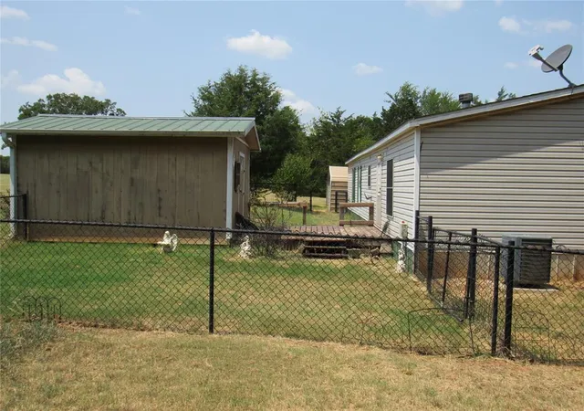 Photo 4 of Single family home for sale at 45265 Marion Way, Shawnee, OK 74804 | MLS# 1242912 | Listing updated on 2026-08-07