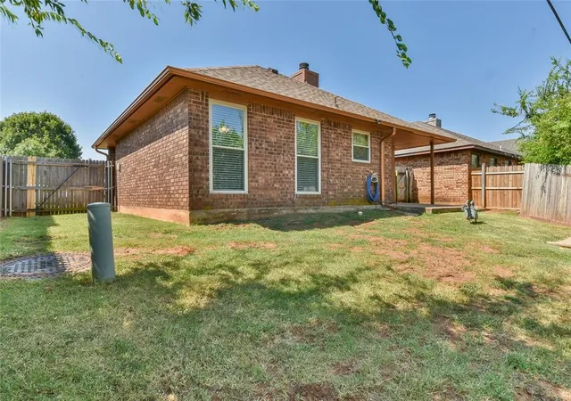 28th image of 8125 Sw 36th St, Oklahoma City, OK 73179 | MLS# 1242914