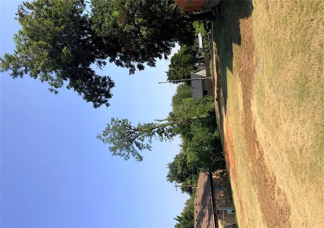 5th image of 1005 W London Ave, El Reno, OK 73036 | MLS# 1242923