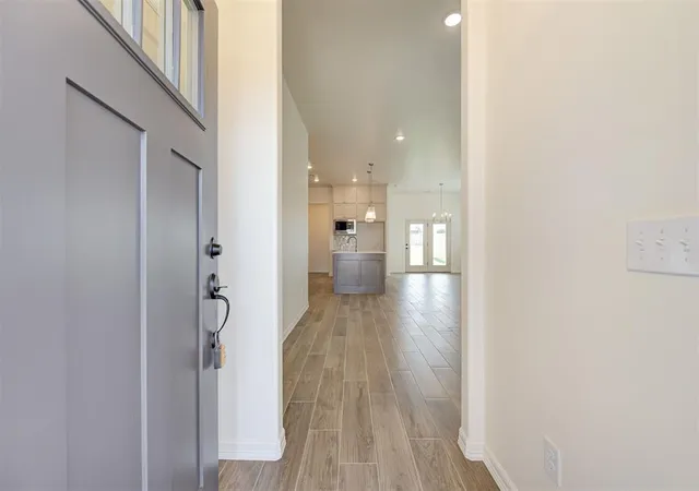 Photo 3 of Single family home for sale at 4116 Overlook Pass, Edmond, OK 73025 | MLS# 1242942 | Listing updated on 2026-09-01