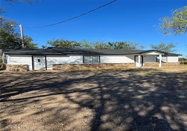 1st image of 18550 168th St, Lexington, OK 73051 | MLS# 1242944