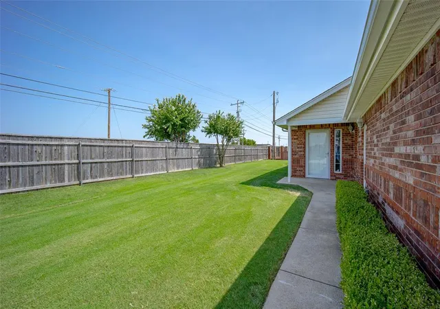 25th image of 2066 Se 24th Ave, Norman, OK 73071 | MLS# 1242963