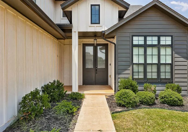 Photo 3 of Sale Pending at 7329 NW 159th Terrace, Edmond, OK 73013 | MLS# 1242964 | Listing updated on 2026-08-11