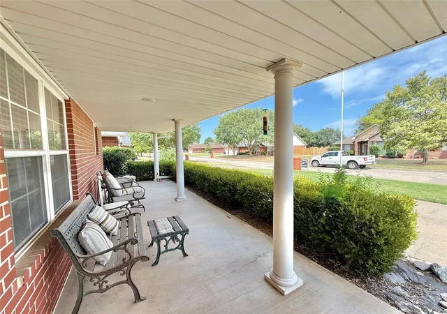 Photo 3 of Single family home for sale at 502 Pool Ln, Shawnee, OK 74801 | MLS# 1242971 | Listing updated on 2026-08-23