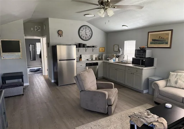 Photo 3 of Single family home for sale at 418251 E 1201 Road, Eufaula, OK 74432 | MLS# 1242976 | Listing updated on 2026-08-11