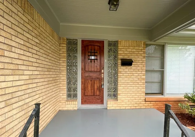 Photo 2 of Single family home for sale at 3101 Venice Blvd, Oklahoma City, OK 73112 | MLS# 1242984 | Listing updated on 2026-08-19