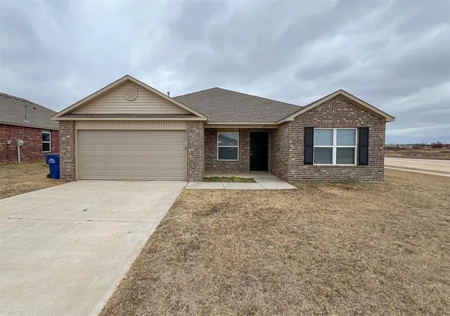 1st image of 4301 Driftwood Dr, Harrah, OK 73045 | MLS# 1242990