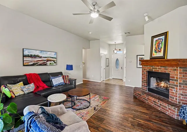 Photo 3 of Single family home for sale at 521 Loyd Ln, Moore, OK 73160 | MLS# 1242992 | Listing updated on 2026-09-02