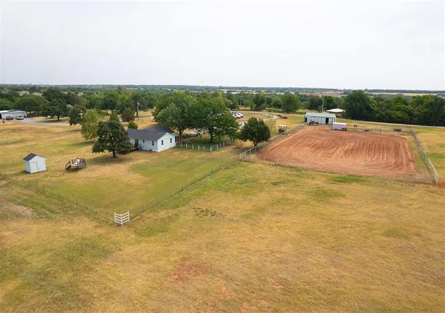 1st image of 2416 County Street 2985, Blanchard, OK 73010 | MLS# 1243009