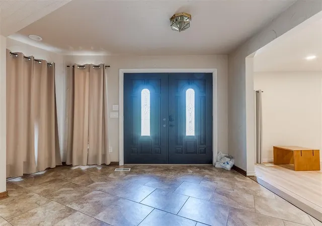 Photo 3 of Single family home for sale at 11124 Blue Stem Dr, Oklahoma City, OK 73162 | MLS# 1243016 | Listing updated on 2026-10-20