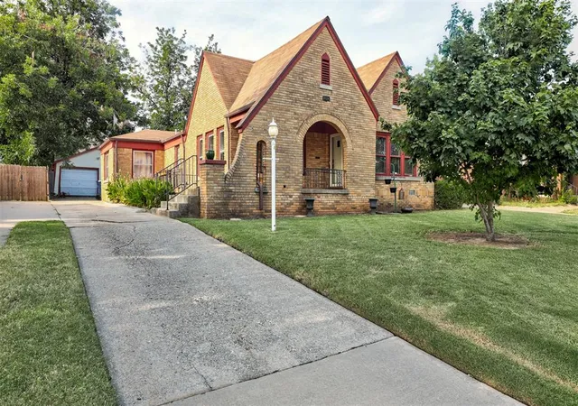 3rd image of 2128 Nw 26Th St, Oklahoma City, OK 73107 | MLS# 1243035
