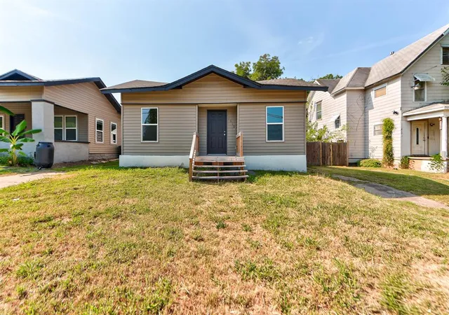 2nd image of 1015 E Main St, Shawnee, OK 74801 | MLS# 1243043