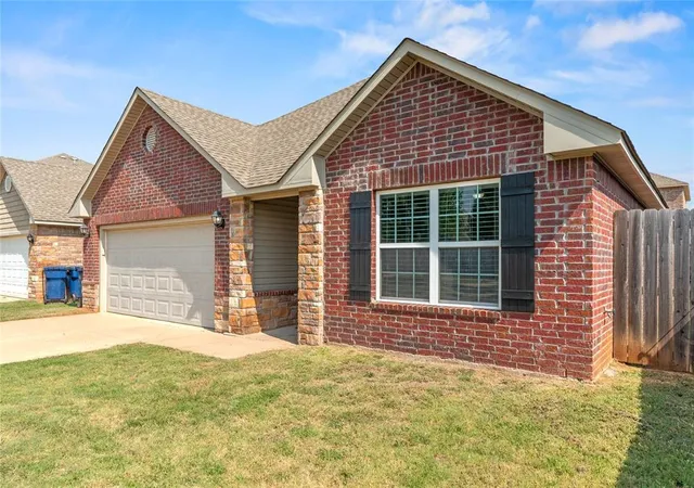 Photo 2 of Single family home for sale at 9209 Nw 71st Street, Yukon, OK 73099 | MLS# 1243049 | Listing updated on 2026-10-07