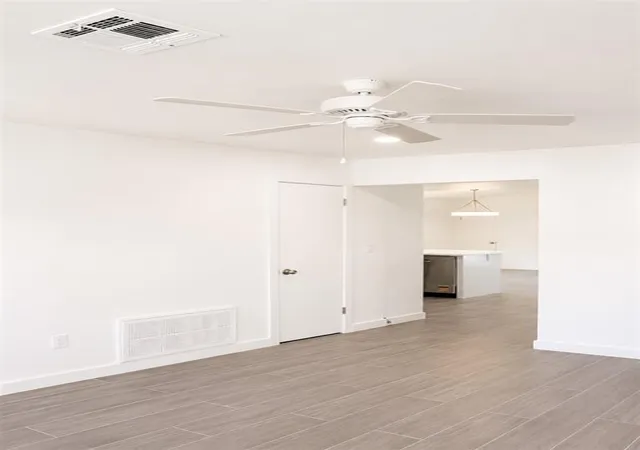 Photo 3 of Single family home for sale at 927 SW 2nd Street, Moore, OK 73160 | MLS# 1243061 | Listing updated on 2026-08-30