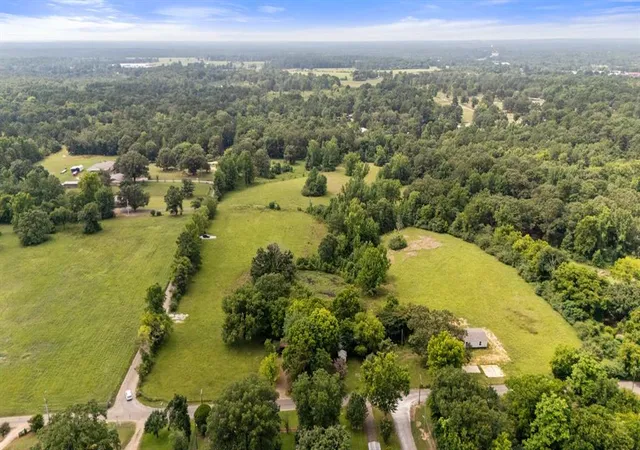 3rd image of 1 Kuykendall Rd, Broken Bow, OK 74728 | MLS# 1243065