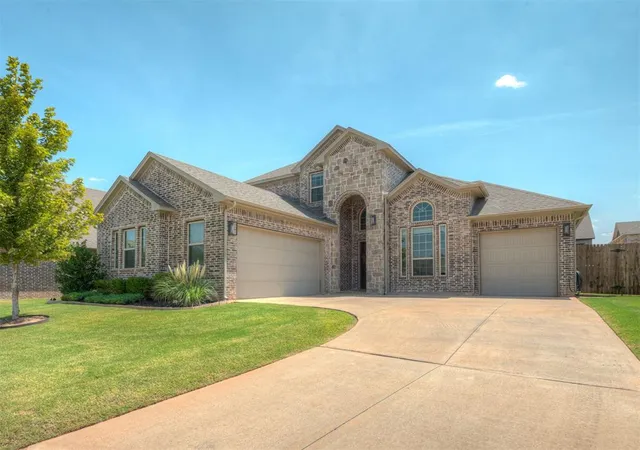 2nd image of 6408 Nw 160th Ter, Edmond, OK 73013 | MLS# 1243075