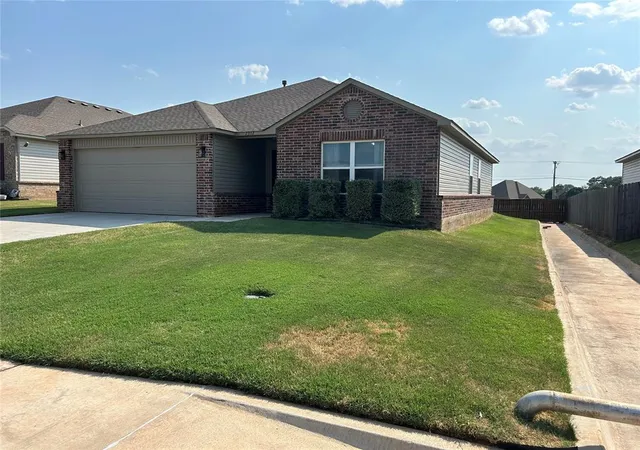 2nd image of 1312 Marble Ter, Noble, OK 73068 | MLS# 1243079