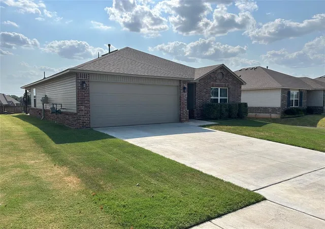 3rd image of 1312 Marble Ter, Noble, OK 73068 | MLS# 1243079