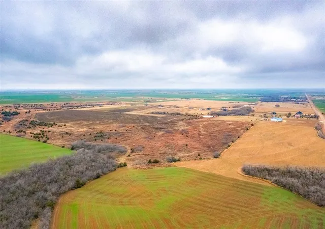 3rd image of 4800 Nw Bella Cir, Piedmont, OK 73078 | MLS# 1243095