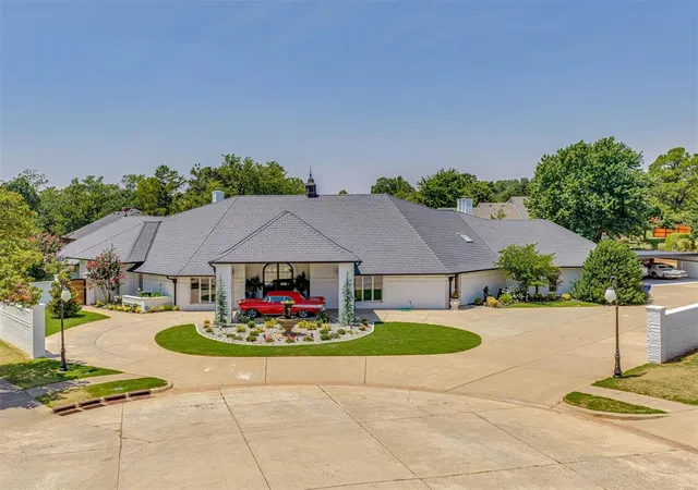 1st image of 605 Sycamore Ct, Blanchard, OK 73010 | MLS# 1243097